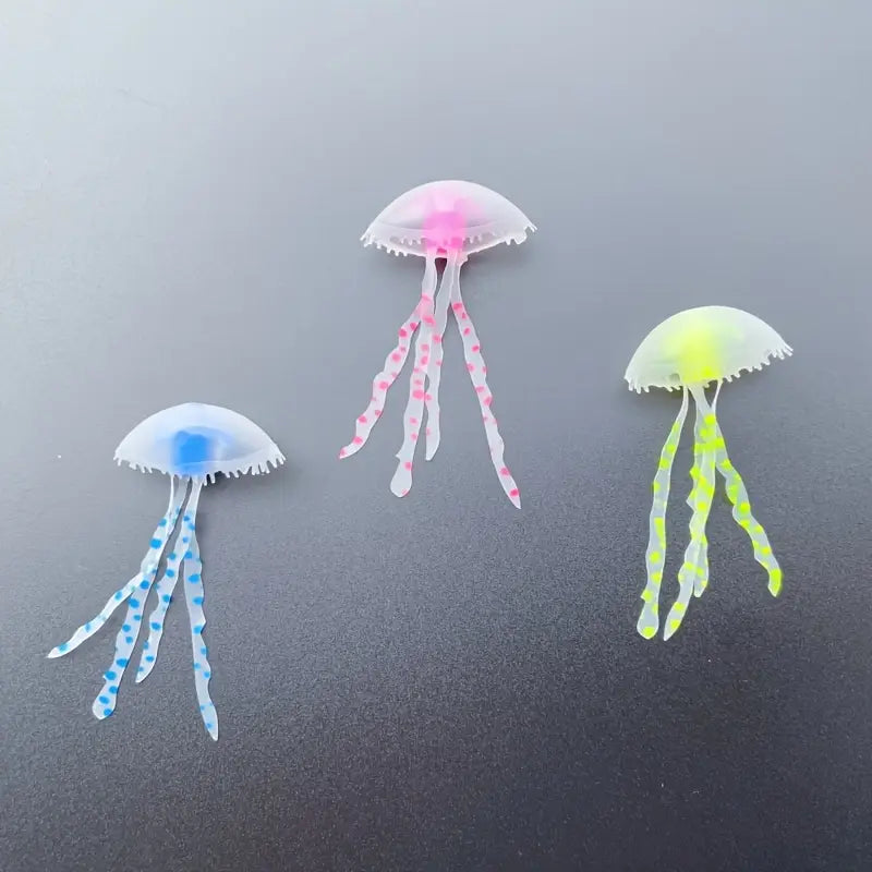 "Submarino y medusas decorativas para acuario
